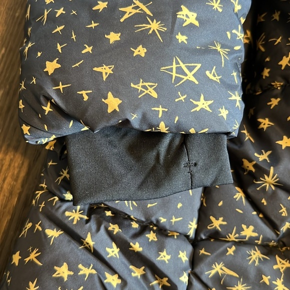 Girls Amazon Essentials Coat - Picture 5 of 11